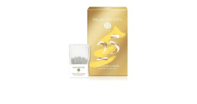 Boîte dorée de thé noir de Noël Palais des Thés N25 avec un sachet